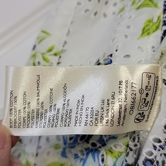 FREE PEOPLE NWOT BLOSSOM EYELET CROP TOP SZ LARGE - Picture 12 of 13